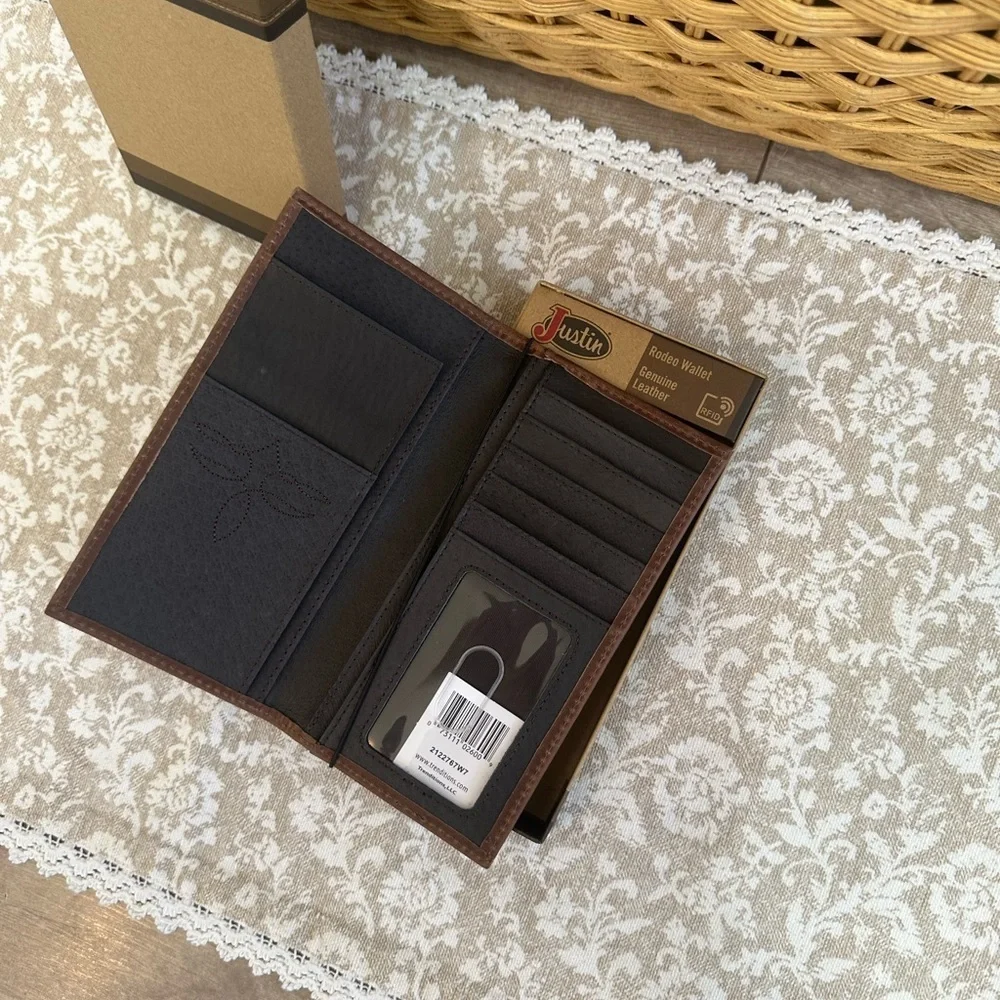 New Justin Boots Men’s Rodeo Wallet Genuine Leather RFID Card Slots New In Box